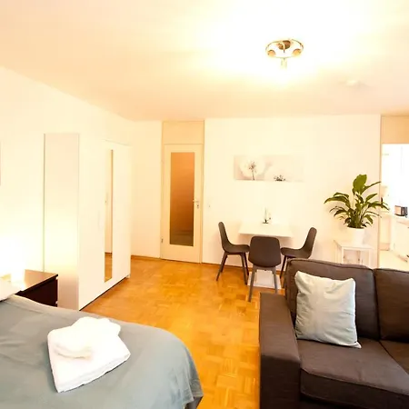 Studio Apartment - Zentral Mit Parkplatz - Balkon Bayreuth Exterior foto