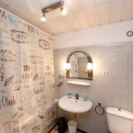 Studio Apartment - Zentral Mit Parkplatz - Balkon Bayreuth Exterior foto
