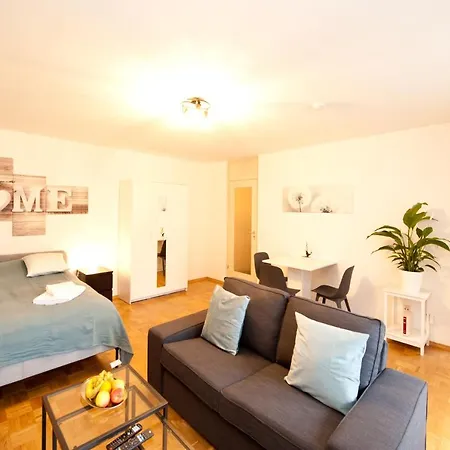 Studio Apartment - Zentral Mit Parkplatz - Balkon Bayreuth Exterior foto