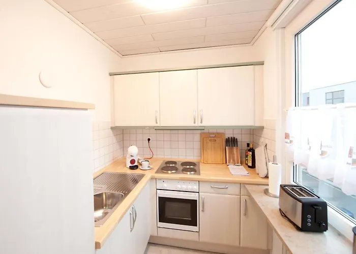 Studio Apartment - Zentral Mit Parkplatz - Balkon
