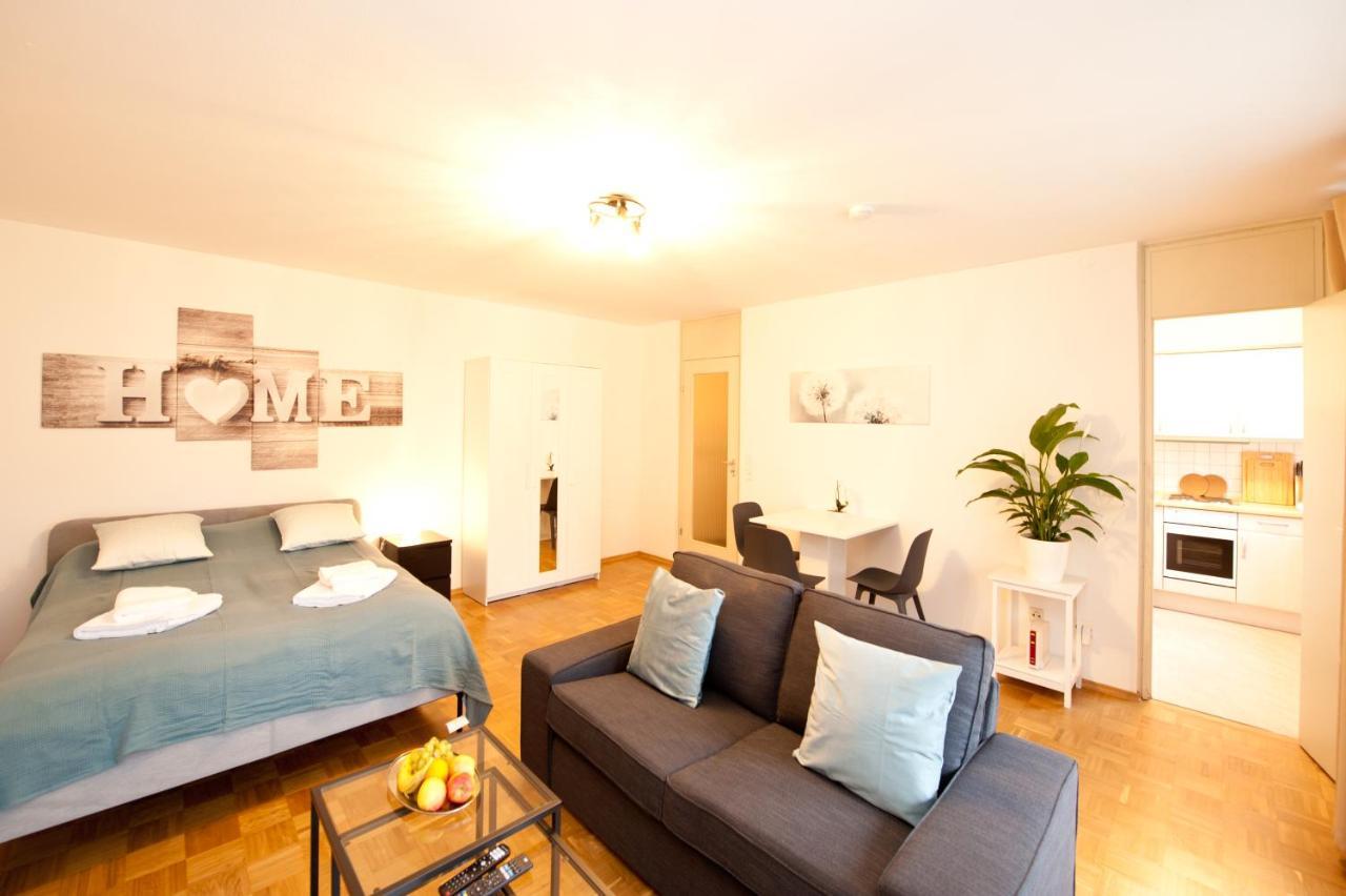 - Zentral Mit Parkplatz - Balkon *